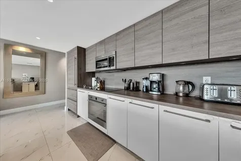 400 Sunny Isles Boulevard Sunny Isles Beach FL 33160