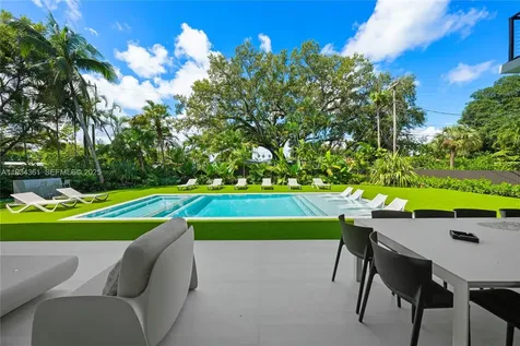 19900 NE 21st Court Miami FL 33179