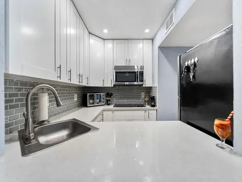 13820 SW 112th Street Miami FL 33186