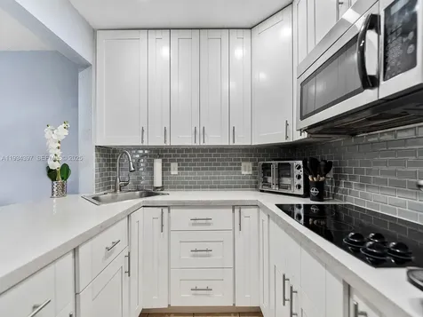 13820 SW 112th Street Miami FL 33186