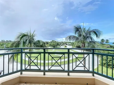 3501 N Ocean Drive Hollywood FL 33019