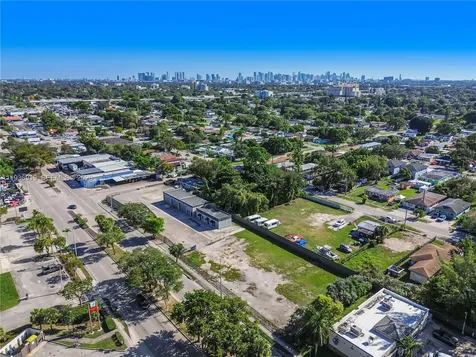3130 NW 62nd Street Miami FL 33147
