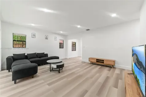 509 SE 19th Street Fort Lauderdale FL 33316