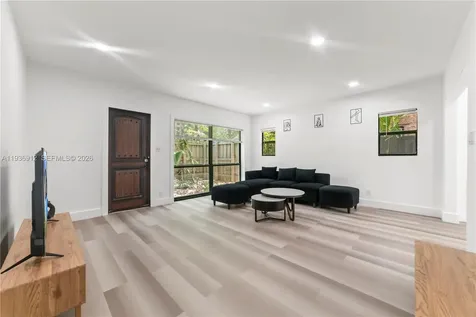 509 SE 19th Street Fort Lauderdale FL 33316