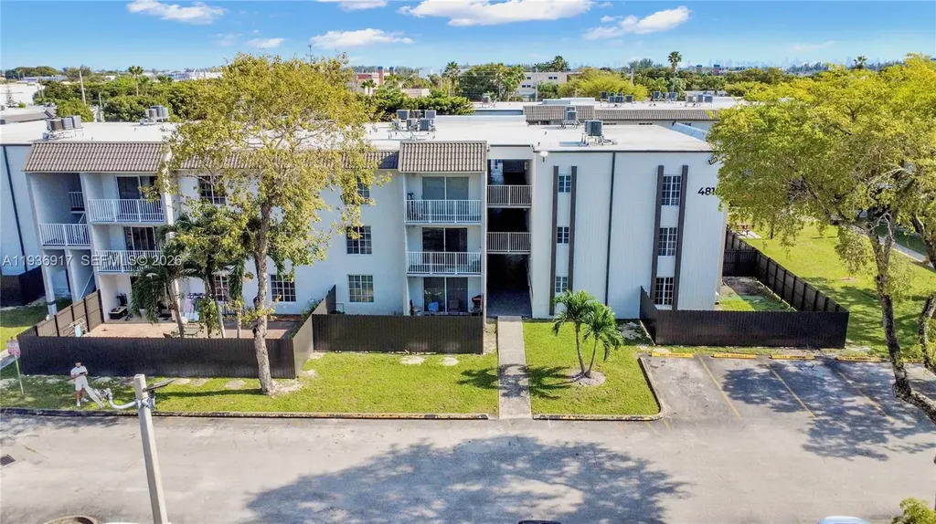 4810 NW 79th Avenue Doral FL 33166