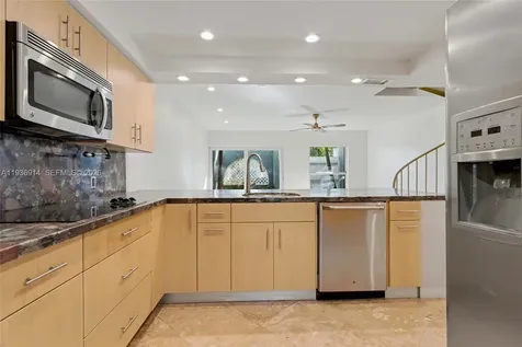523 NE 38th Street Miami FL 33137