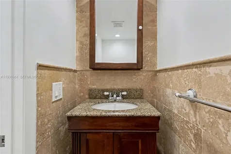 523 NE 38th Street Miami FL 33137