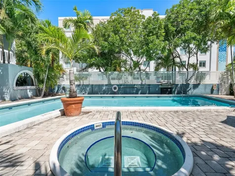 523 NE 38th Street Miami FL 33137