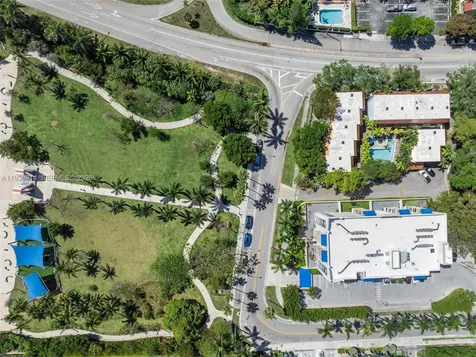 523 NE 38th Street Miami FL 33137