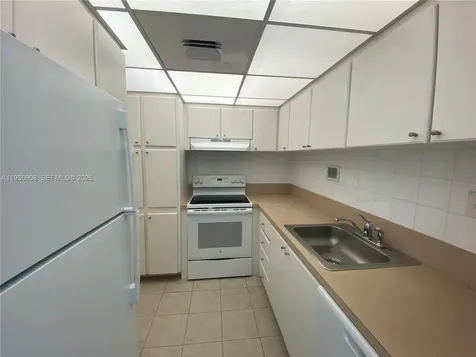 1000 West Avenue Miami Beach FL 33139