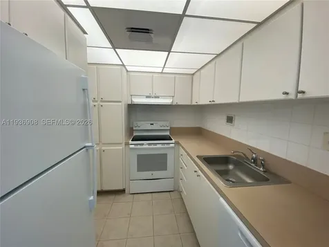 1000 West Avenue Miami Beach FL 33139