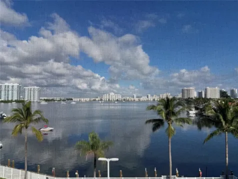 2821 N Miami Beach Boulevard North Miami Beach FL 33160