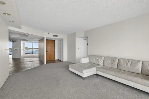 19707 Turnberry Way Aventura FL 33180