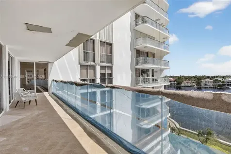 19707 Turnberry Way Aventura FL 33180