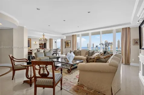 2600 Island Boulevard Aventura FL 33160