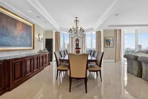 2600 Island Boulevard Aventura FL 33160