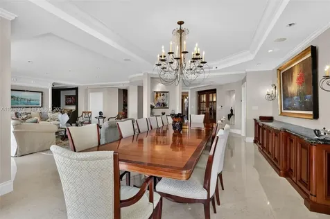 2600 Island Boulevard Aventura FL 33160