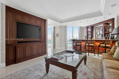 2600 Island Boulevard Aventura FL 33160