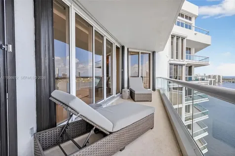 2600 Island Boulevard Aventura FL 33160