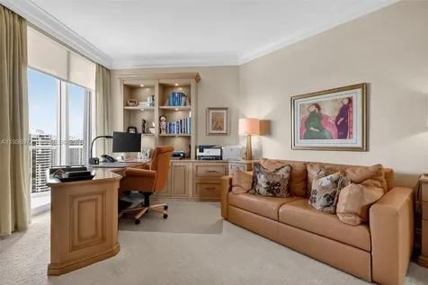 2600 Island Boulevard Aventura FL 33160