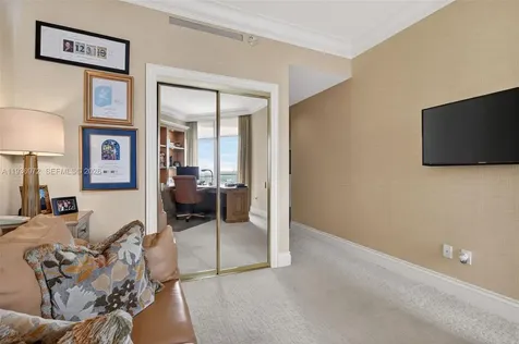 2600 Island Boulevard Aventura FL 33160
