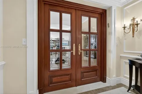 2600 Island Boulevard Aventura FL 33160