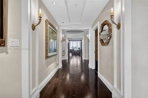 2600 Island Boulevard Aventura FL 33160