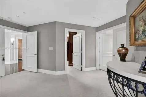 2600 Island Boulevard Aventura FL 33160