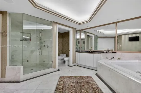 2600 Island Boulevard Aventura FL 33160