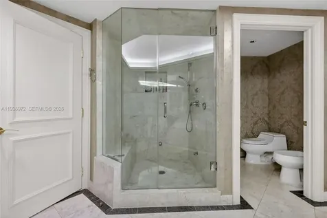 2600 Island Boulevard Aventura FL 33160