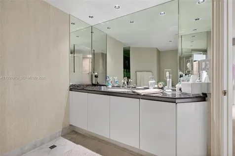 2600 Island Boulevard Aventura FL 33160