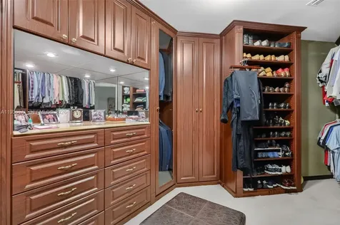 2600 Island Boulevard Aventura FL 33160