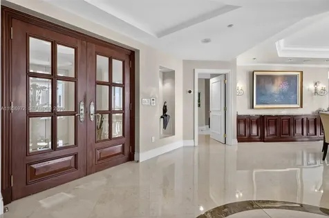 2600 Island Boulevard Aventura FL 33160
