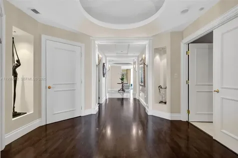 2600 Island Boulevard Aventura FL 33160