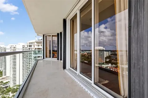 2600 Island Boulevard Aventura FL 33160