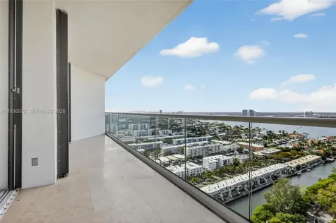 2600 Island Boulevard Aventura FL 33160