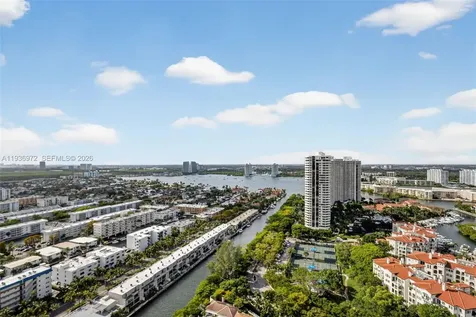2600 Island Boulevard Aventura FL 33160