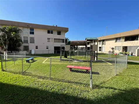 820 NW 87th Avenue Miami FL 33172