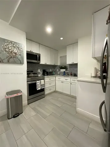 820 NW 87th Avenue Miami FL 33172