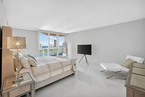 3370 Hidden Bay Drive Aventura FL 33180