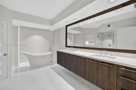 3370 Hidden Bay Drive Aventura FL 33180