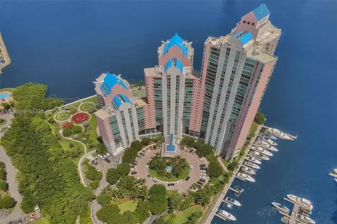 3370 Hidden Bay Drive Aventura FL 33180
