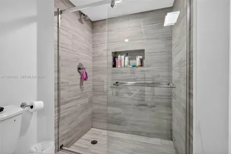 1000 Island Boulevard Aventura FL 33160