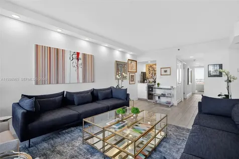 1000 Island Boulevard Aventura FL 33160