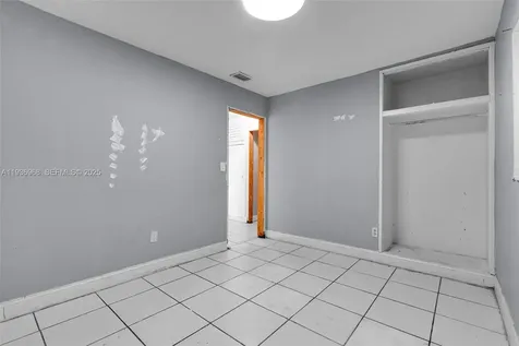 20520 NW 21st Avenue Miami Gardens FL 33056