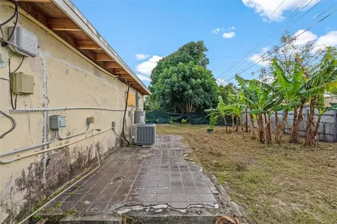20520 NW 21st Avenue Miami Gardens FL 33056
