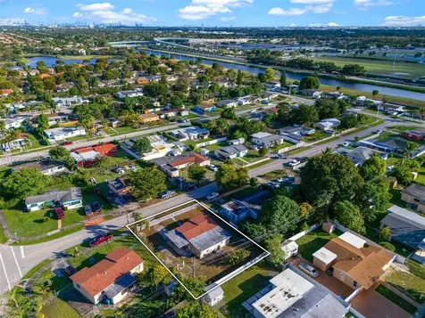 20520 NW 21st Avenue Miami Gardens FL 33056