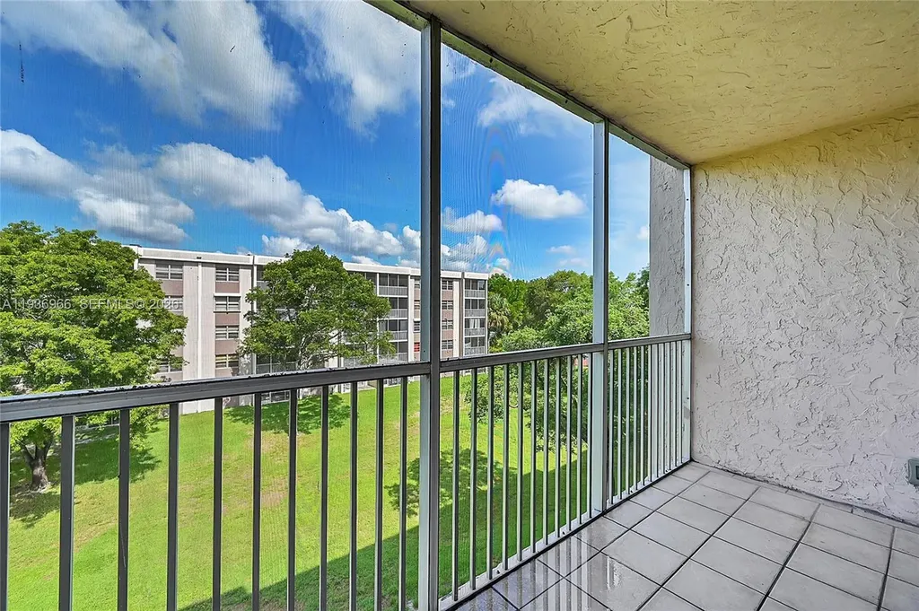 1100 NW 87th Avenue Coral Springs FL 33071