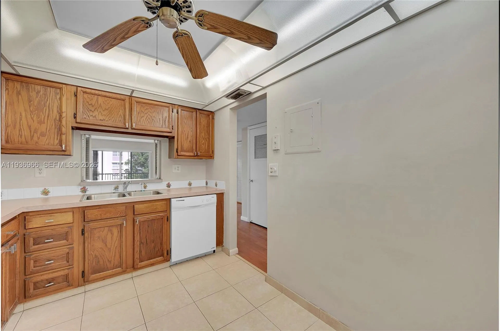 1100 NW 87th Avenue Coral Springs FL 33071