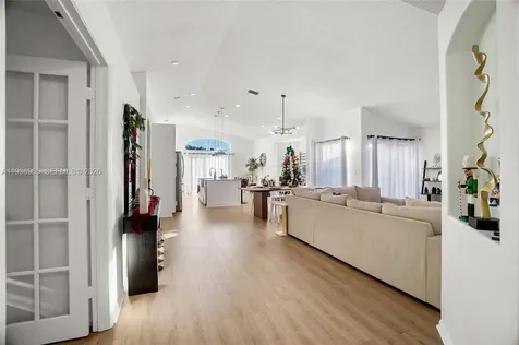 8165 Pelican Harbour Drive Lake Worth FL 33467